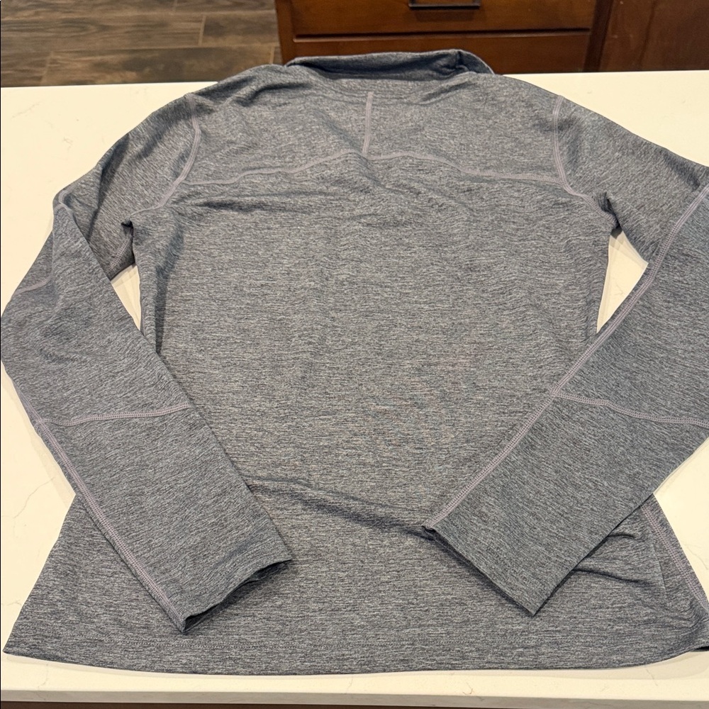 Gray Quarter-Zip Pullover - image 3